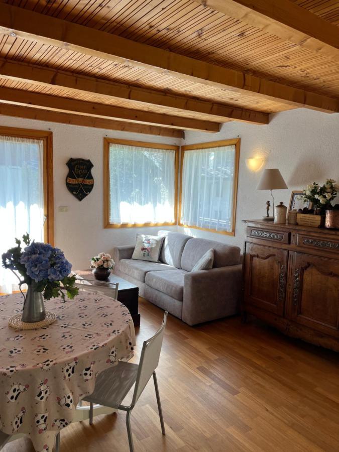 Chalet Blanc "Le Flocon" Courmayeur Eksteriør bilde